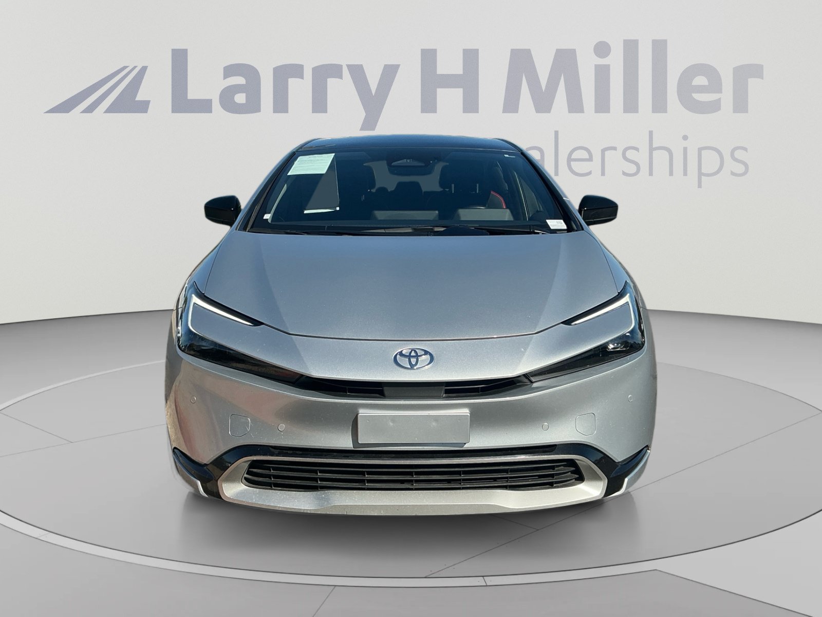 Used 2024 Toyota Prius Prime FWD image 8