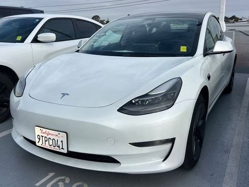 Used 2023 Tesla Model 3 Standard Range RWD image 1