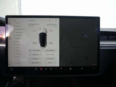 Used 2022 Tesla Model S Plaid image 58