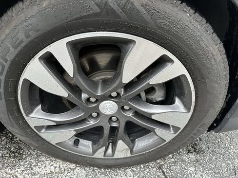 Used 2018 Buick Regal Essence w/ Driver Confidence Package #1 AWD/4WD image 20