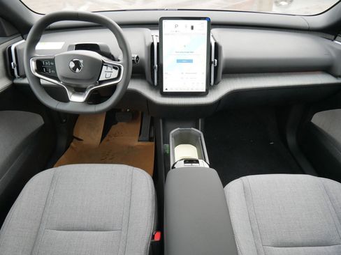 New 2026 Volvo EX30 Ultra w/ Climate Package image 7