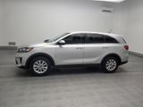 Used 2019 Kia Sorento L image 2
