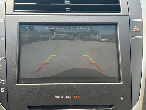 Used 2015 Lincoln MKZ w/ Equipment Group 101A Select FWD image 10