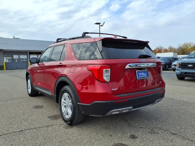 Certified 2020 Ford Explorer XLT w/ Equipment Group 202A AWD/4WD image 5