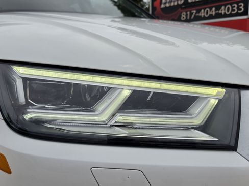 Used 2020 Audi Q5 2.0T Premium Plus w/ Premium Plus Package AWD/4WD image 12