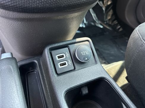 Used 2019 Ford Transit Connect XLT FWD image 34