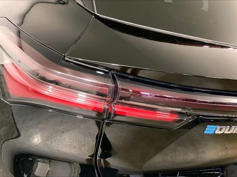 Used 2025 Chevrolet Equinox EV LT FWD image 27
