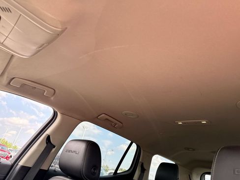 Used 2019 GMC Acadia Denali FWD image 22