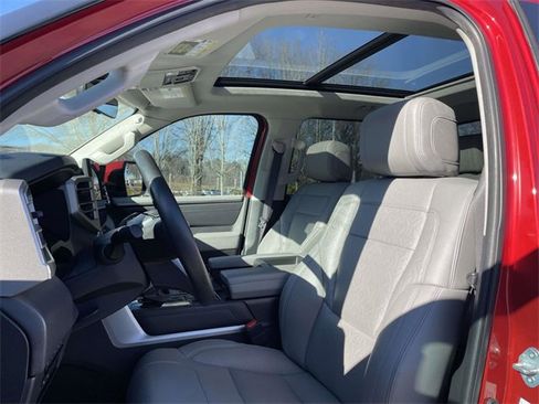 Used 2023 Toyota Tundra Limited image 19