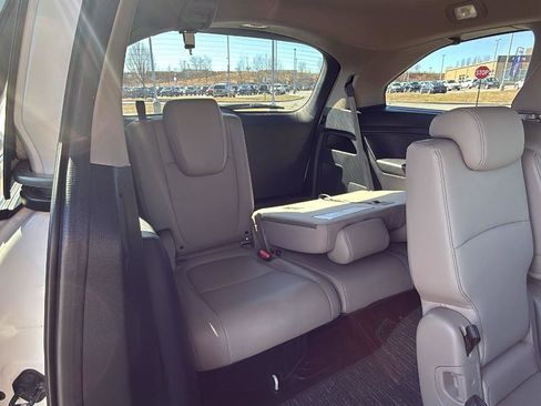 Used 2023 Honda Odyssey Touring image 20