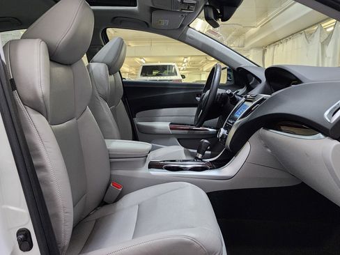 Used 2015 Acura TLX w/ Technology Package FWD image 23