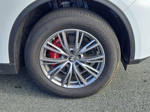 Used 2024 Alfa Romeo Stelvio Sprint image 8