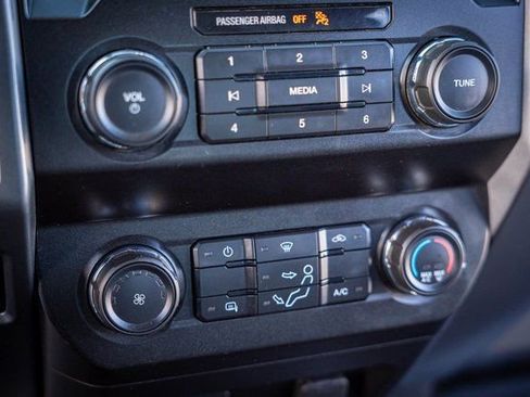 Used 2021 Ford F350 XLT w/ XLT Value Package image 25