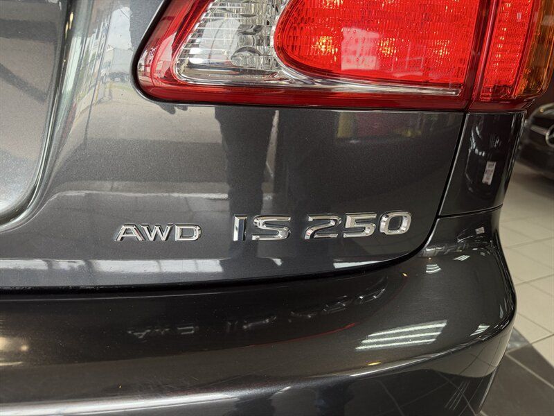 Used 2009 Lexus IS 250 AWD w/ Premium Pkg image 30