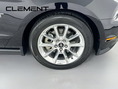 Used 2010 Ford Mustang GT RWD image 33
