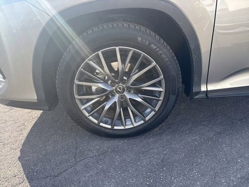 Used 2022 Lexus RX 450h F Sport image 5