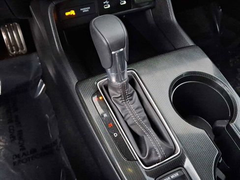 Used 2025 Honda Civic Sport image 14