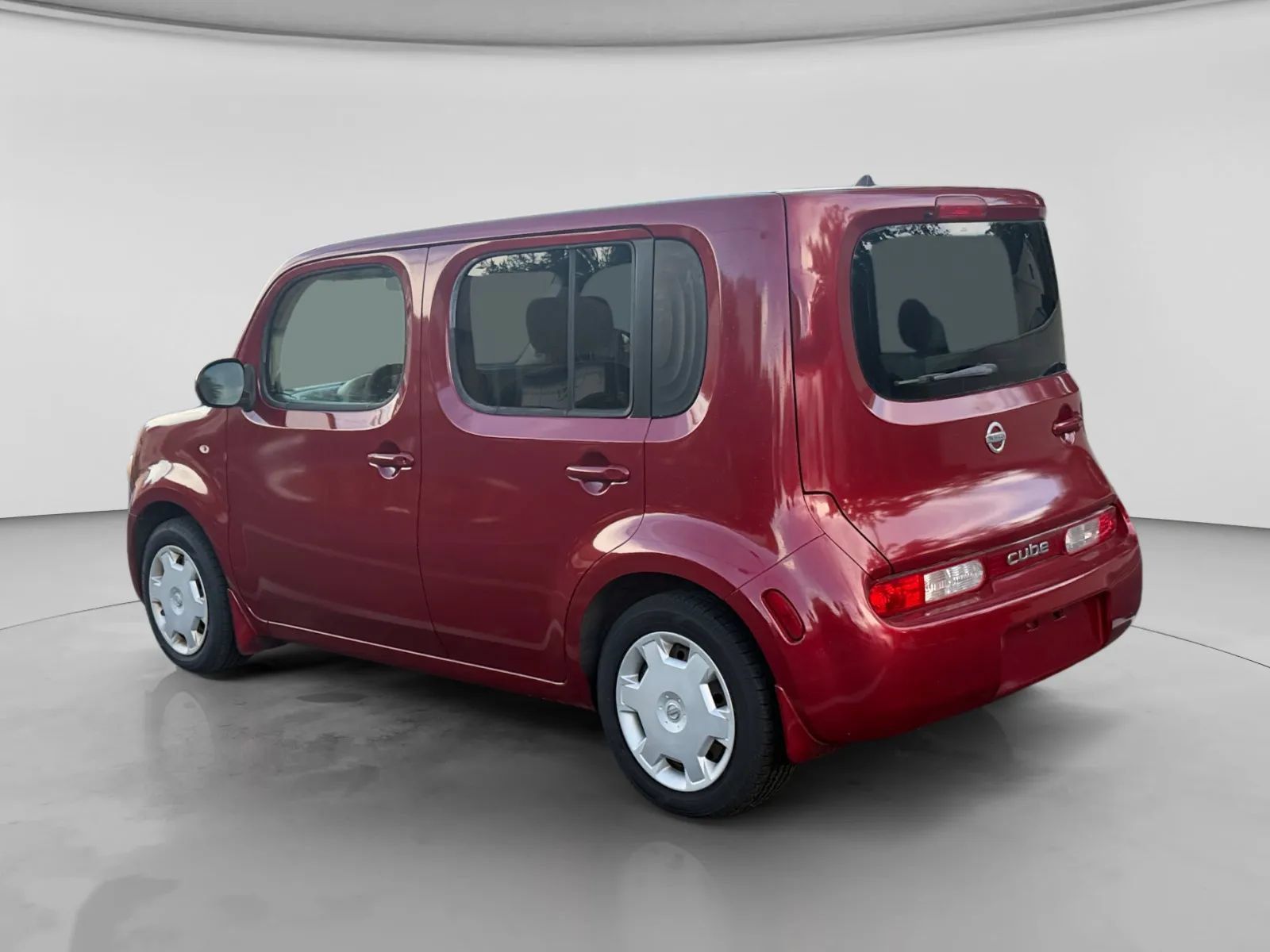 Used 2009 Nissan Cube 1.8 S w/ Interior Designer Pkg FWD image 3