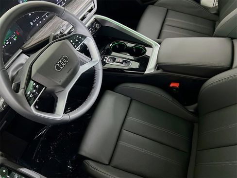 New 2025 Audi Q5 Premium Plus image 21