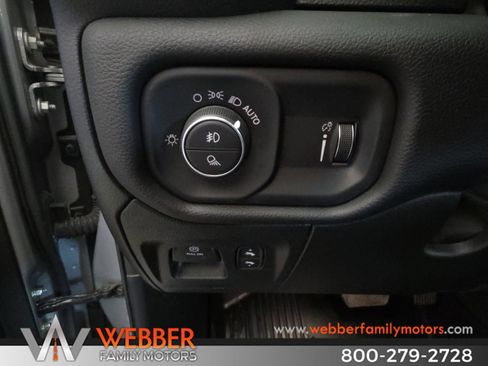 Used 2024 RAM 1500 Big Horn AWD/4WD image 16