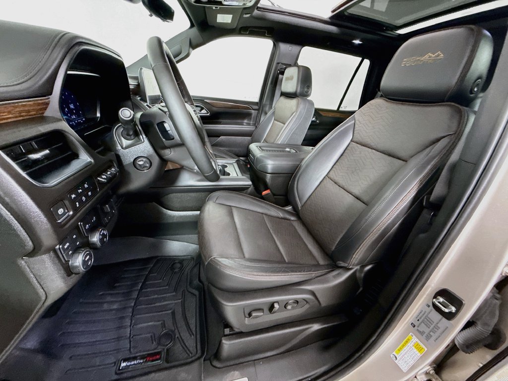 Used 2024 Chevrolet Tahoe High Country AWD/4WD image 22