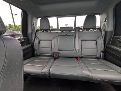 Used 2024 GMC Sierra 2500 Denali w/ Denali Reserve Package AWD/4WD image 15