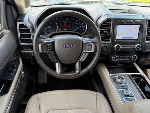 Used 2021 Ford Expedition Limited AWD/4WD image 22