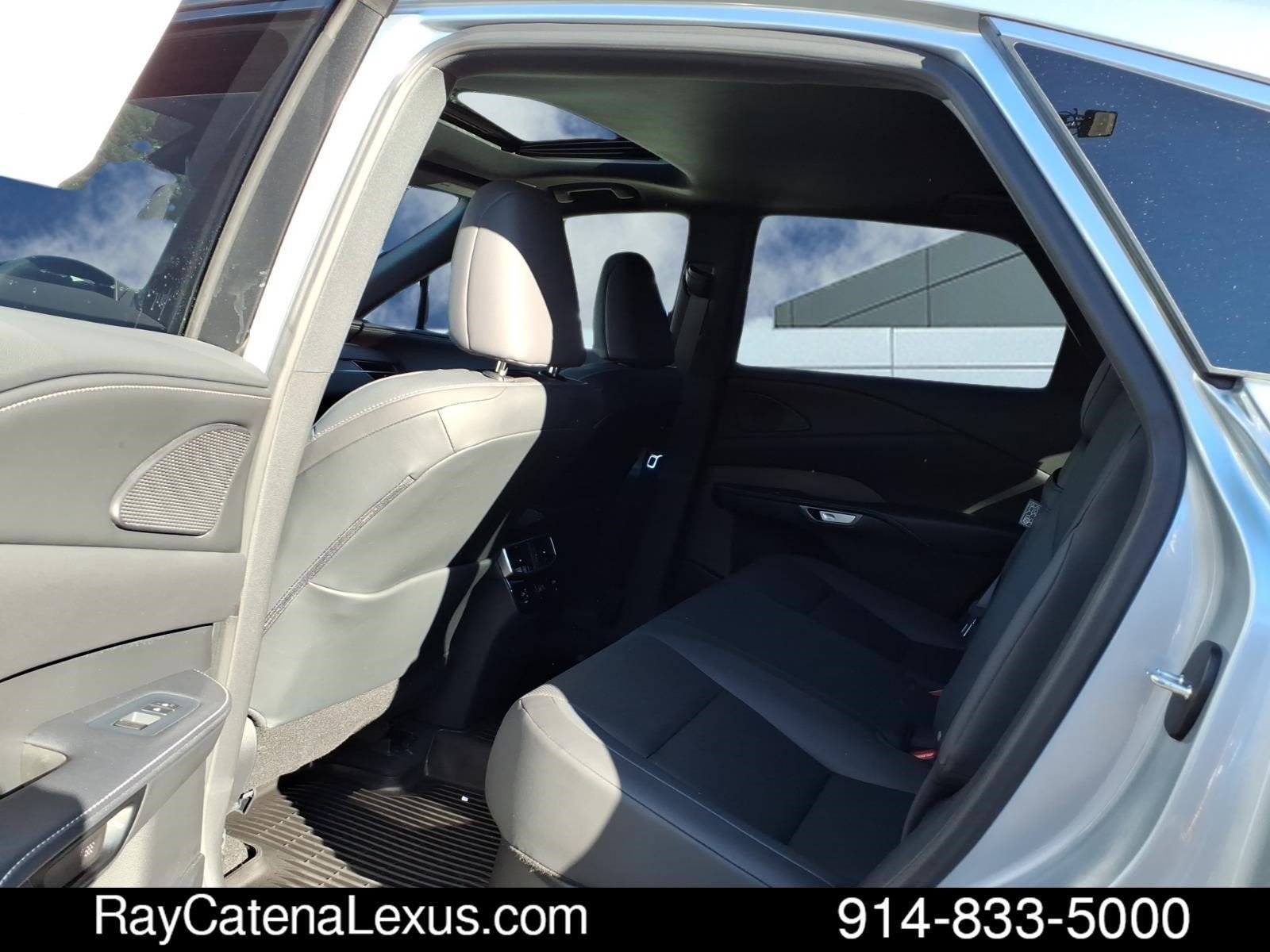 Certified 2024 Lexus RX 350 Premium w/ Accessory Package (Z1) AWD/4WD image 17