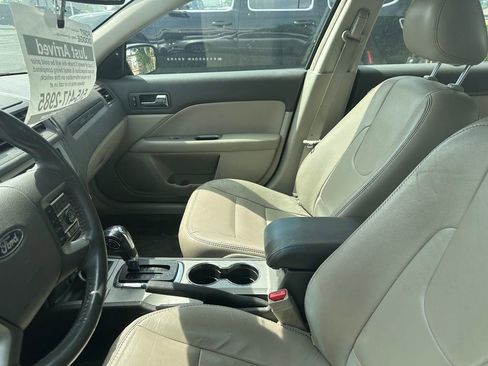 Used 2012 Ford Fusion SEL FWD image 7