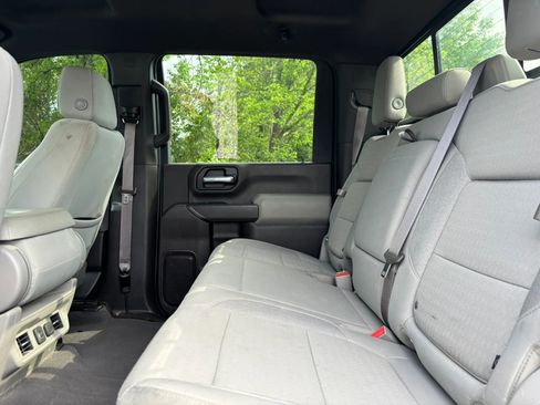 Used 2023 Chevrolet Silverado 2500 LT w/ Convenience Package AWD/4WD image 11