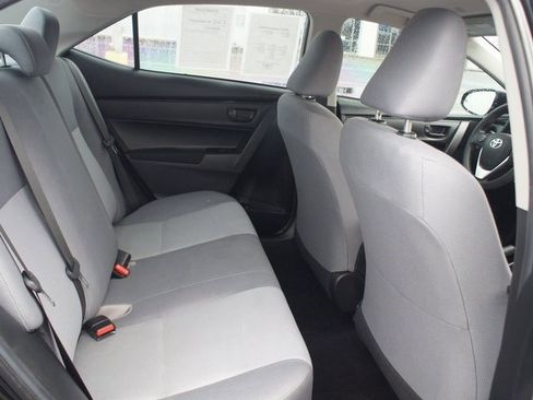 Used 2019 Toyota Corolla L image 15