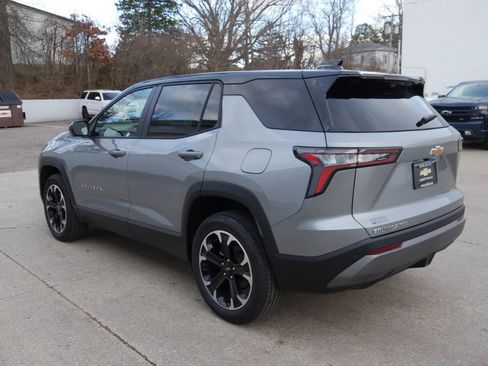 New 2026 Chevrolet Equinox LT image 5