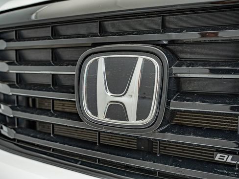 Used 2024 Honda Passport Black Edition image 12