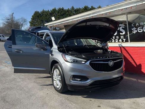 Used 2020 Buick Enclave Essence image 23