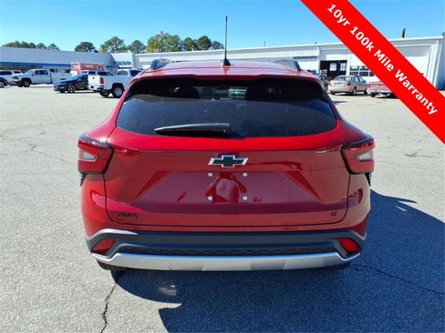 New 2026 Chevrolet Trax LT w/ Driver Confidence Package image 4