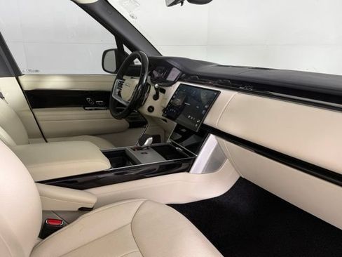 Used 2025 Land Rover Range Rover Autobiography AWD/4WD image 34