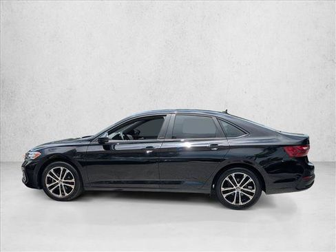Used 2024 Volkswagen Jetta Sport FWD image 9