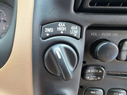 Used 1999 Ford Ranger XLT AWD/4WD image 18