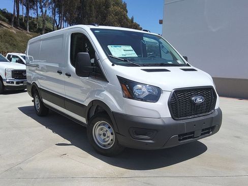 New 2026 Ford Transit 150 Low Roof RWD image 27