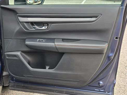 Used 2025 Honda CR-V Sport-L image 28