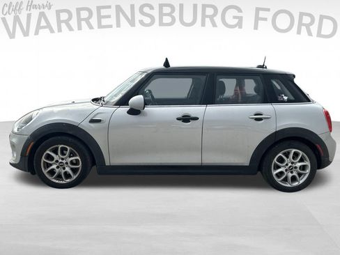 Used 2019 MINI Cooper 4-Door Hardtop FWD image 5