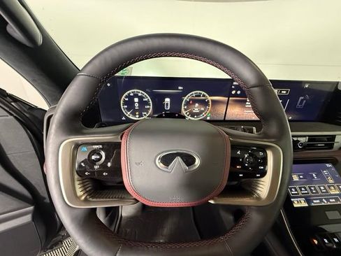 Used 2025 INFINITI QX80 Autograph w/ Autograph Exterior Package AWD/4WD image 17