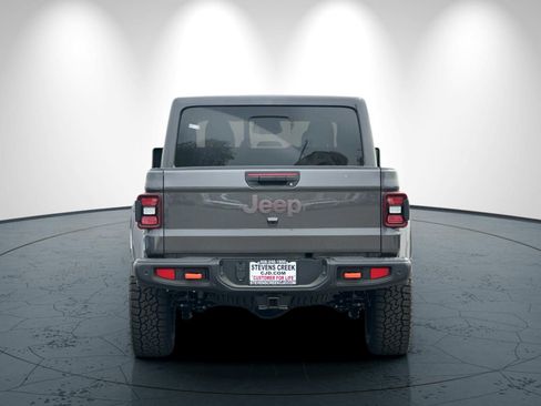 New 2026 Jeep Gladiator Mojave image 5