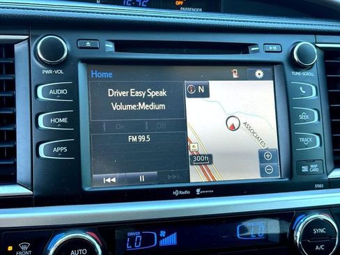 Used 2015 Toyota Highlander XLE image 20