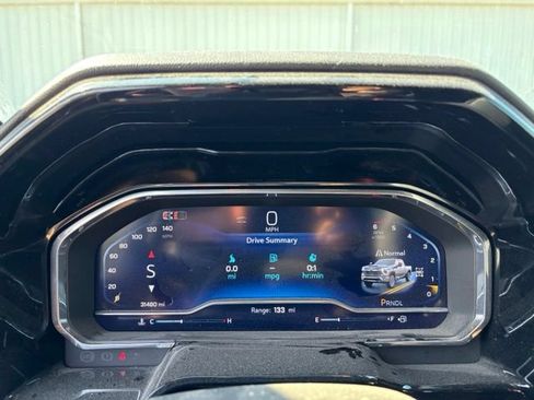 Certified 2024 Chevrolet Silverado 3500 LTZ w/ LTZ Convenience Package AWD/4WD image 9