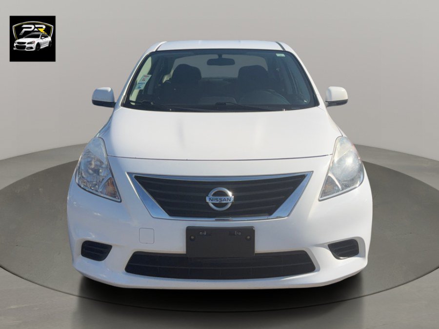 Used 2012 Nissan Versa SV FWD image 8