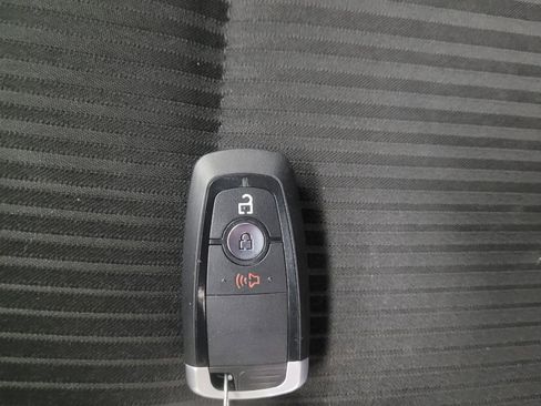 Used 2019 Ford EcoSport SES image 32