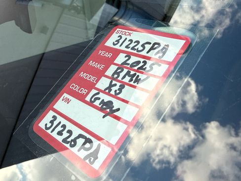 Certified 2025 BMW X3 xDrive30i image 17