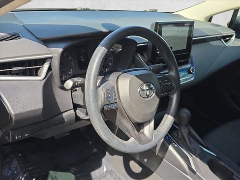 Used 2024 Toyota Corolla LE FWD image 10