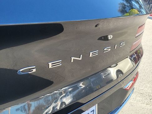 Used 2025 Genesis GV80 2.5T Advanced image 40